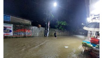 ভারি বৃষ্টিতে সিলেট নগরে ফের জলাবদ্ধতা